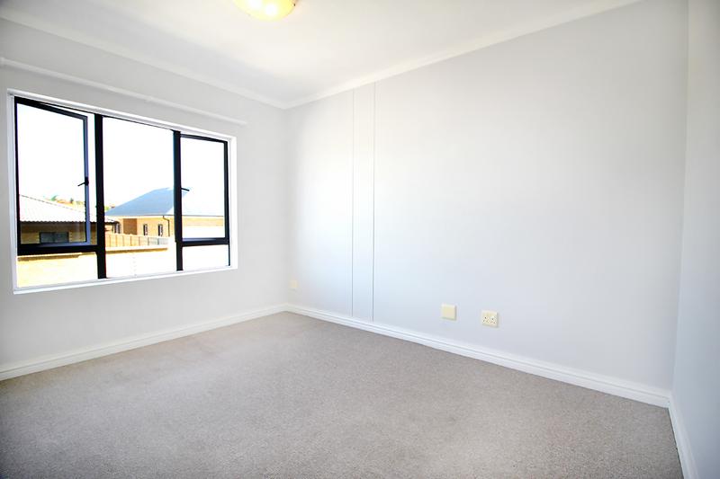 3 Bedroom Property for Sale in Reebok Western Cape